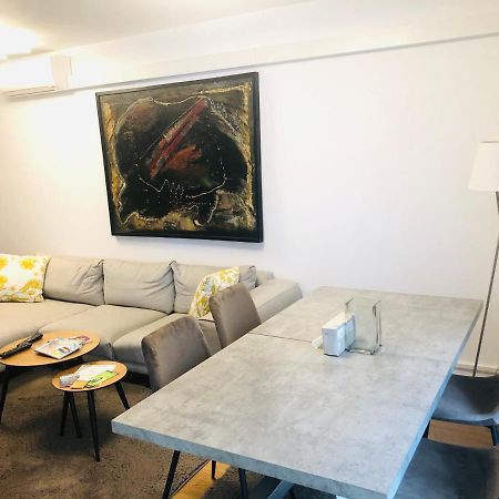 Amazing Austria Center Apartment Near Uno City Wien Exteriör bild